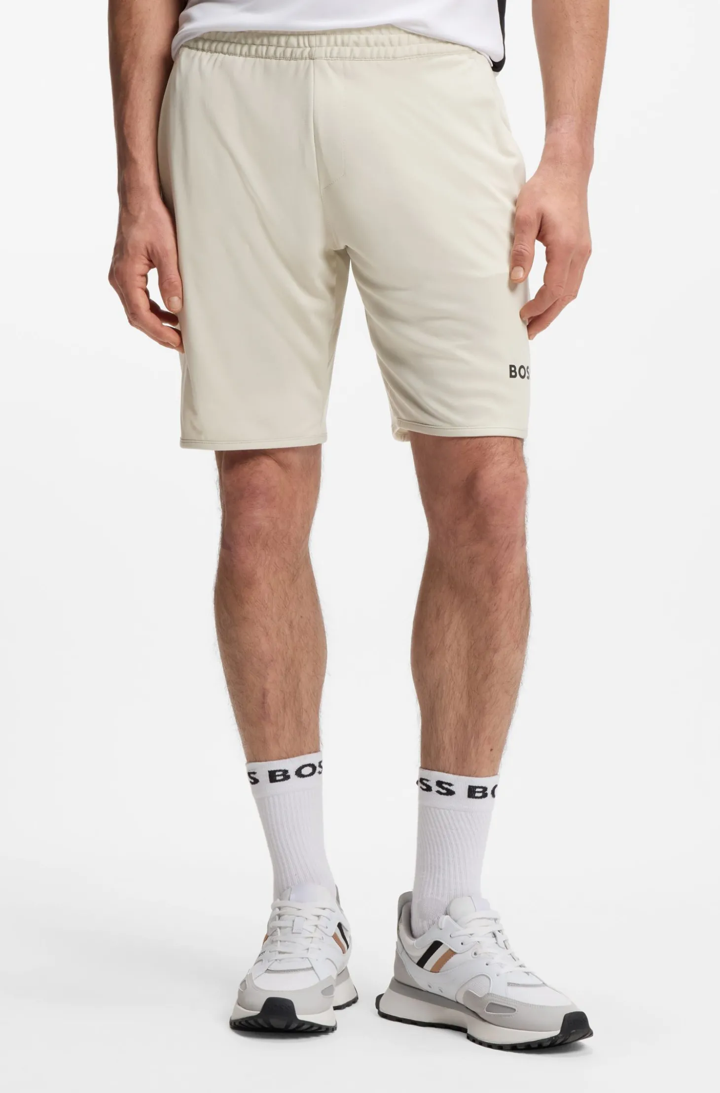 Active Schnell trocknende Shorts aus Stretch-Gewebe mit Taschen