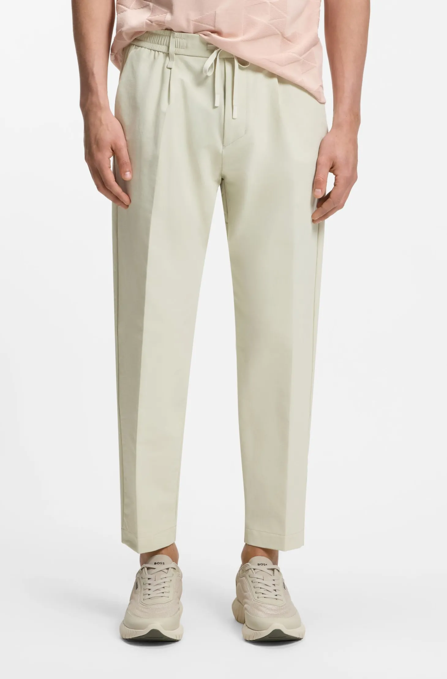 Active Tapered-Fit Hose aus wasserabweisendem Stretch-Gewebe