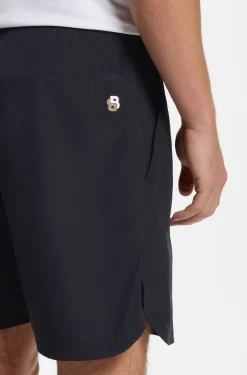 Active Tennis-Shorts aus innovativem NOVA-Gewebe
