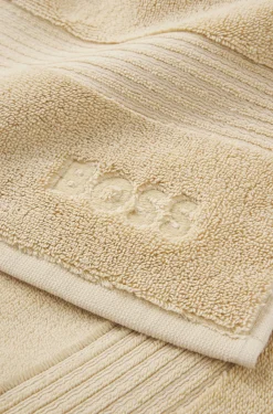 Badematte aus Baumwolle mit Logo-Stickerei