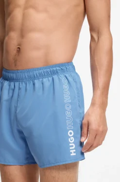 Badeshorts mit mehreren Logos