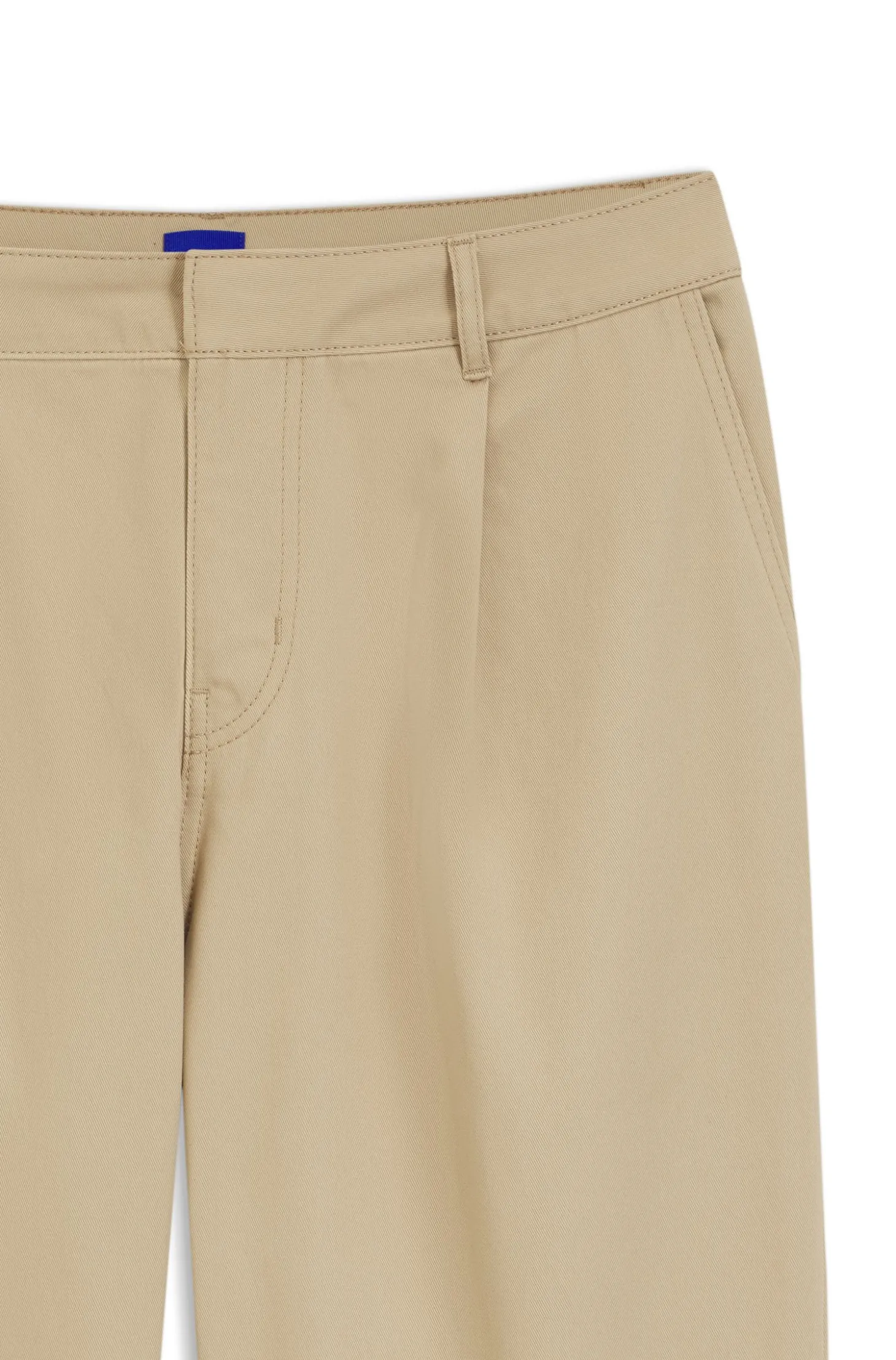 Baumwollhose mit niedrigem Bund und Gürteldetail aus Paracord