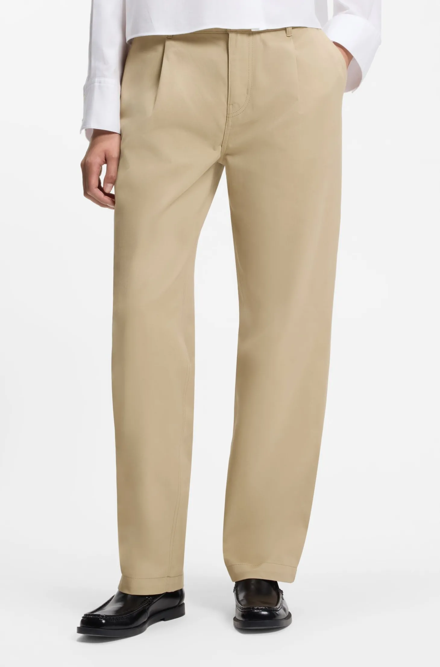 Baumwollhose mit niedrigem Bund und Gürteldetail aus Paracord