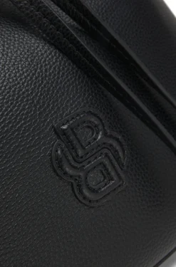 Beuteltasche aus genarbtem Kunstleder mit Double-B-Monogramm