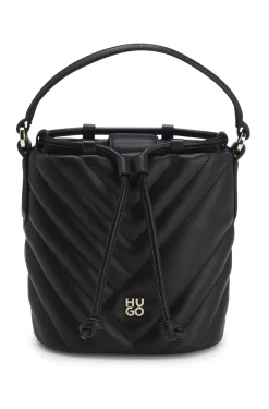 Beuteltasche aus gestepptem Kunstleder mit Stack-Logo