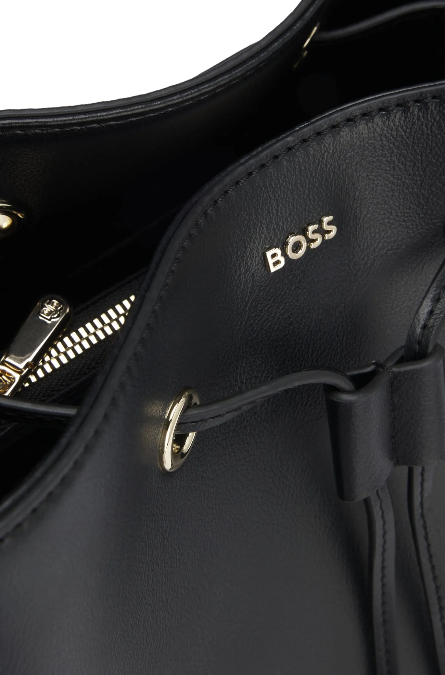 Beuteltasche aus Kunstleder