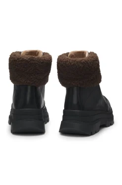 Boots aus Leder mit Kunstfellbesatz