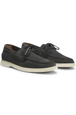 Bootschuhe aus Veloursleder mit Kontrastsohle