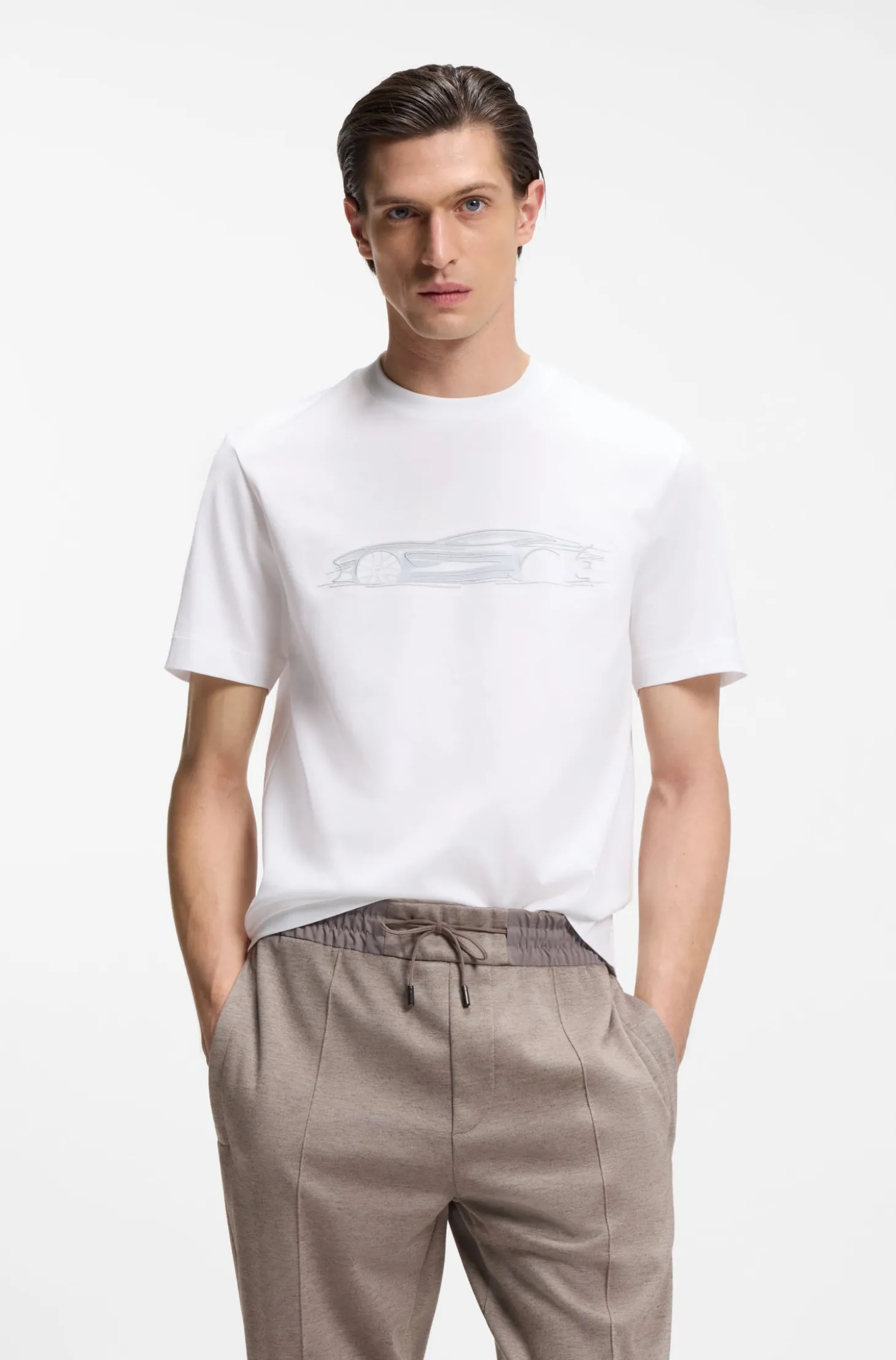 BOSS x ASTON MARTIN T-Shirt aus merzerisierter Baumwolle mit Auto-Artwork