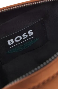 BOSS x ASTON MARTIN Umhängetasche mit speziellem Logo