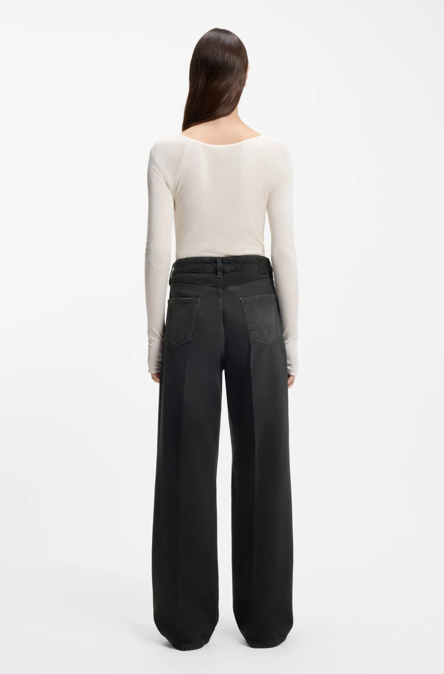 Boyfriend-Fit Jeans aus festem grauem Denim