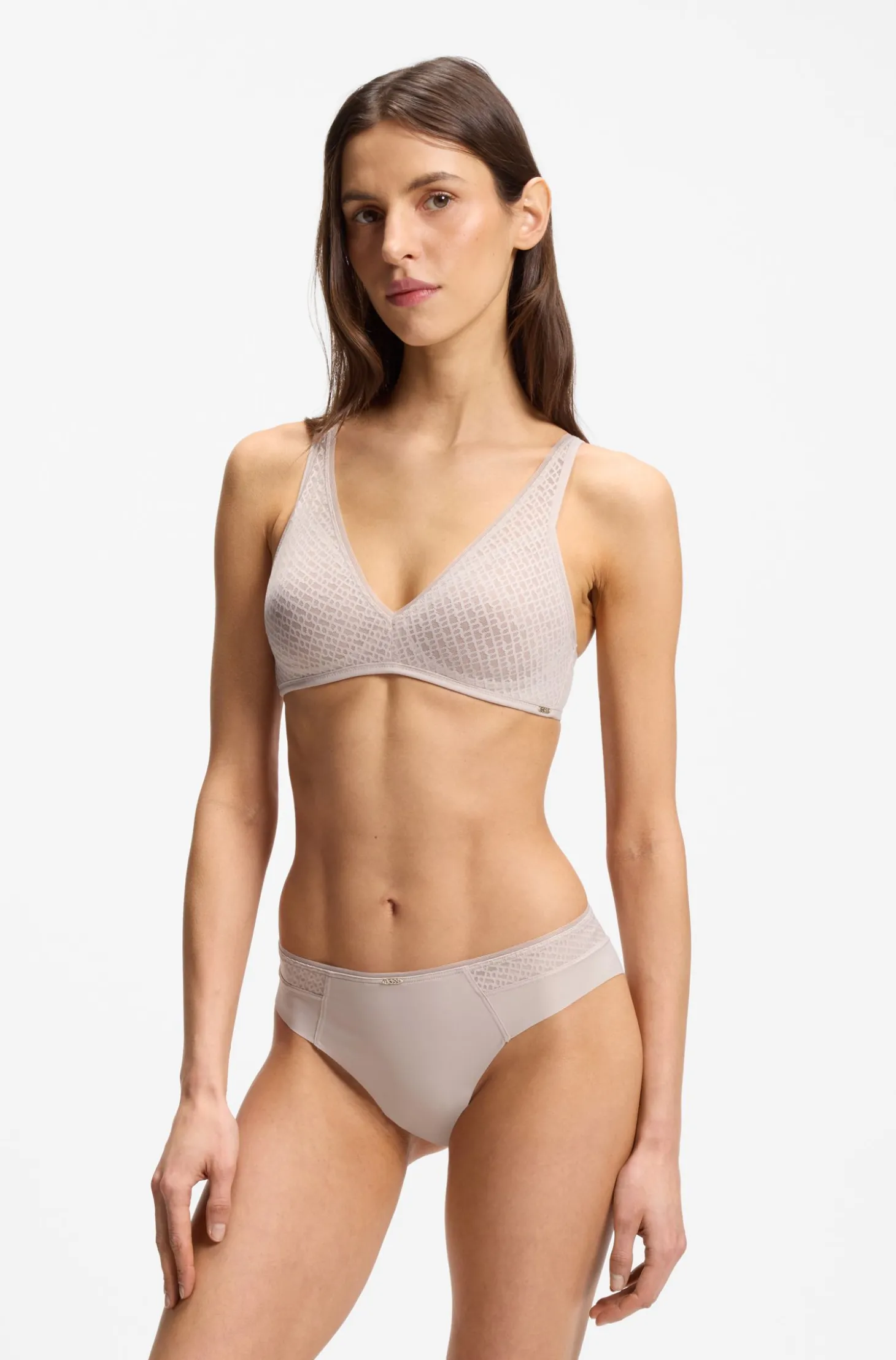 Bralette aus super softer Spitze mit goldener Plakette