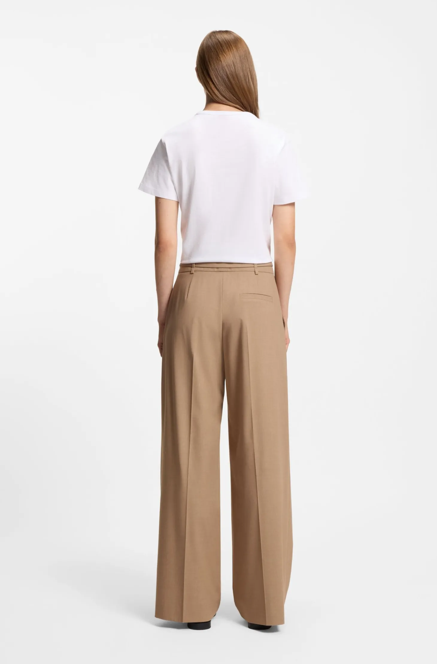 Bundfaltenhose mit Gürtel