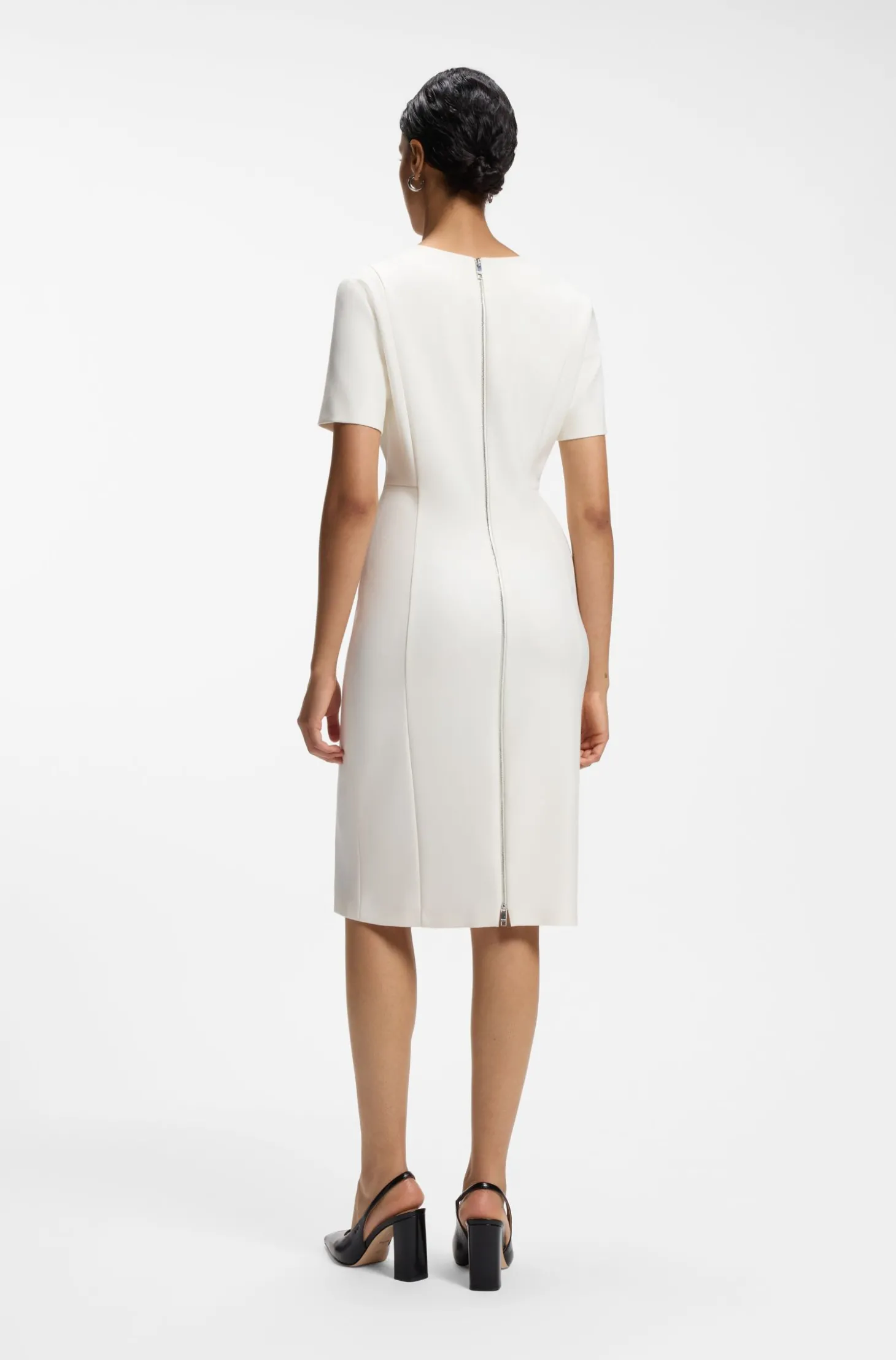 Business-Kleid mit V-Ausschnitt und Nahtdetails