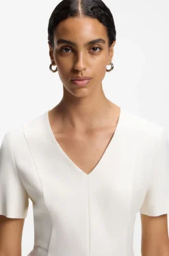 Business-Kleid mit V-Ausschnitt und Nahtdetails