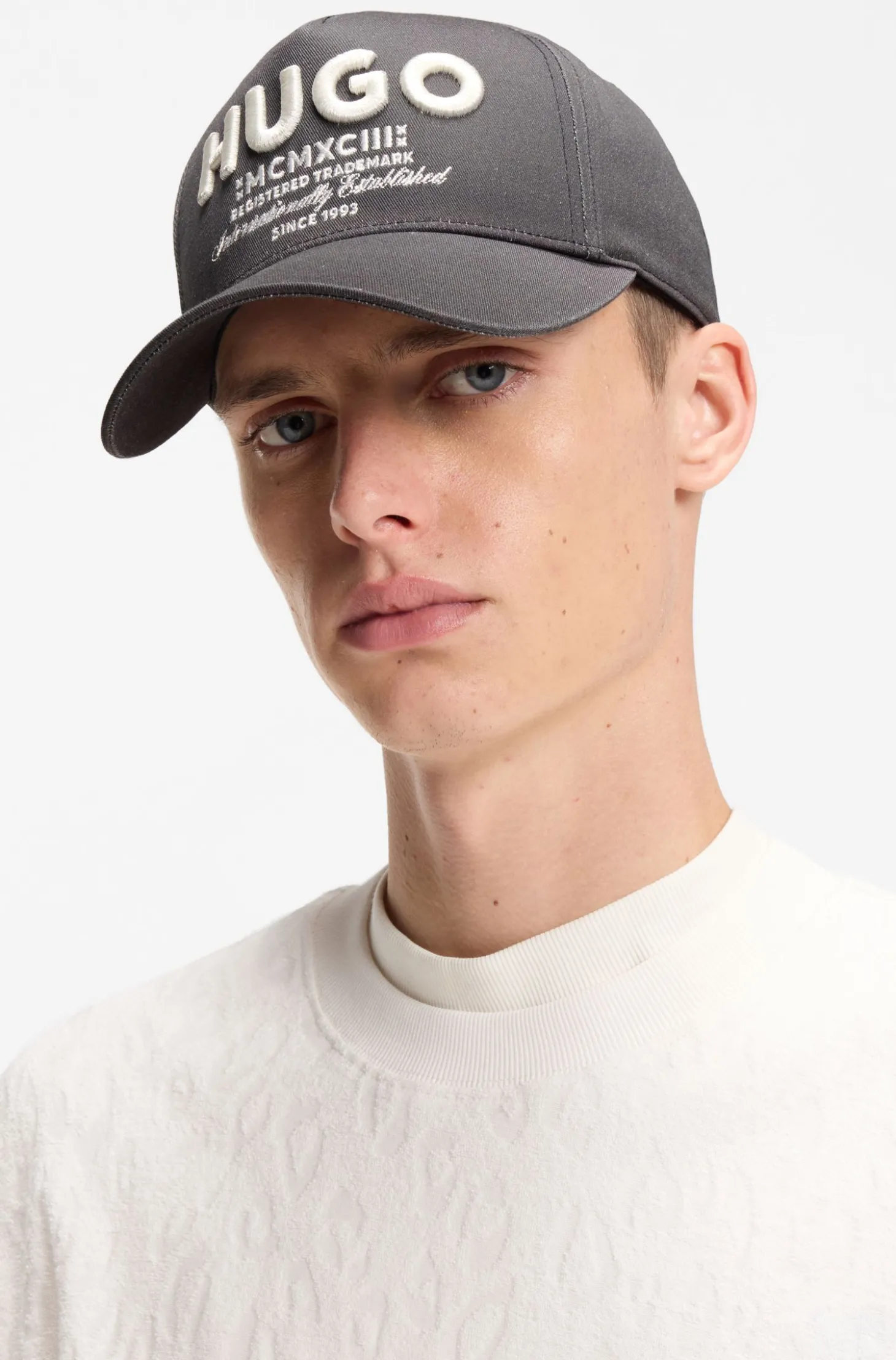 Cap aus Baumwoll-Twill mit 3D-Logo-Stickerei