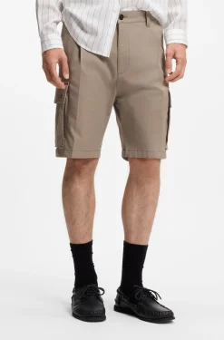 Cargo-Shorts aus Stretch-Baumwolle mit Bundfalten vorn