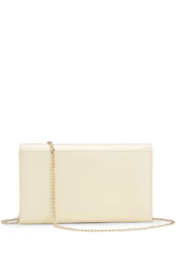 Clutch aus Leder mit Metall-Logo im Double-B-Monogramm