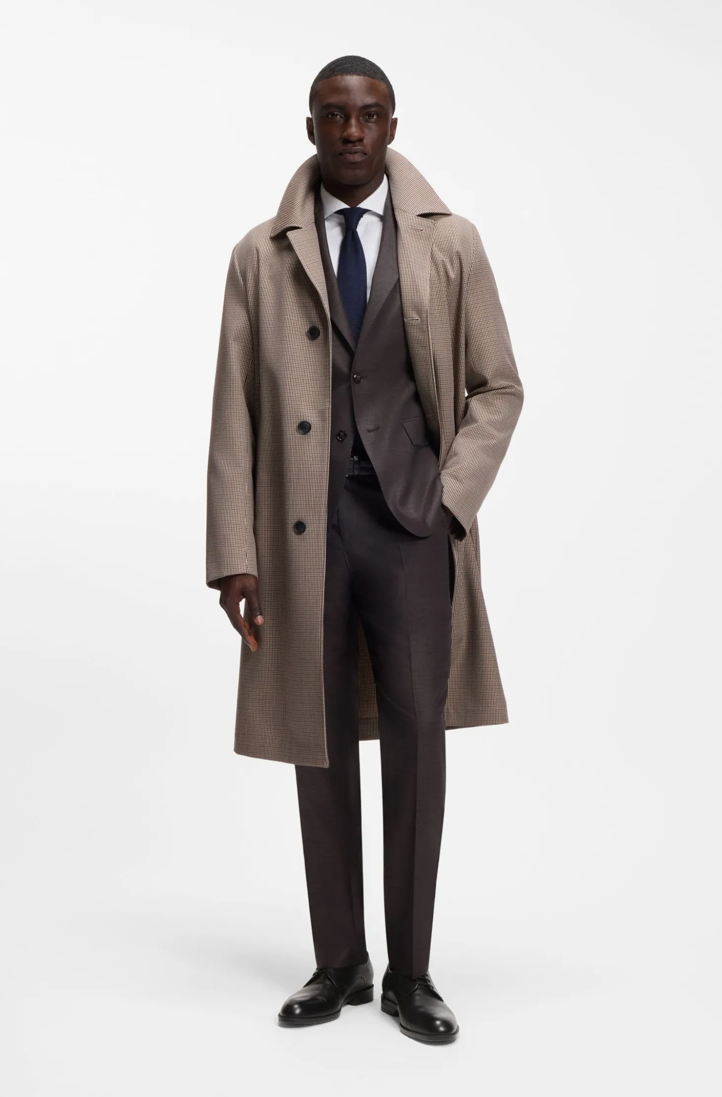 Derbys aus Leder mit Nahtdetails