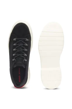Derbys aus Veloursleder mit Canvas-Details