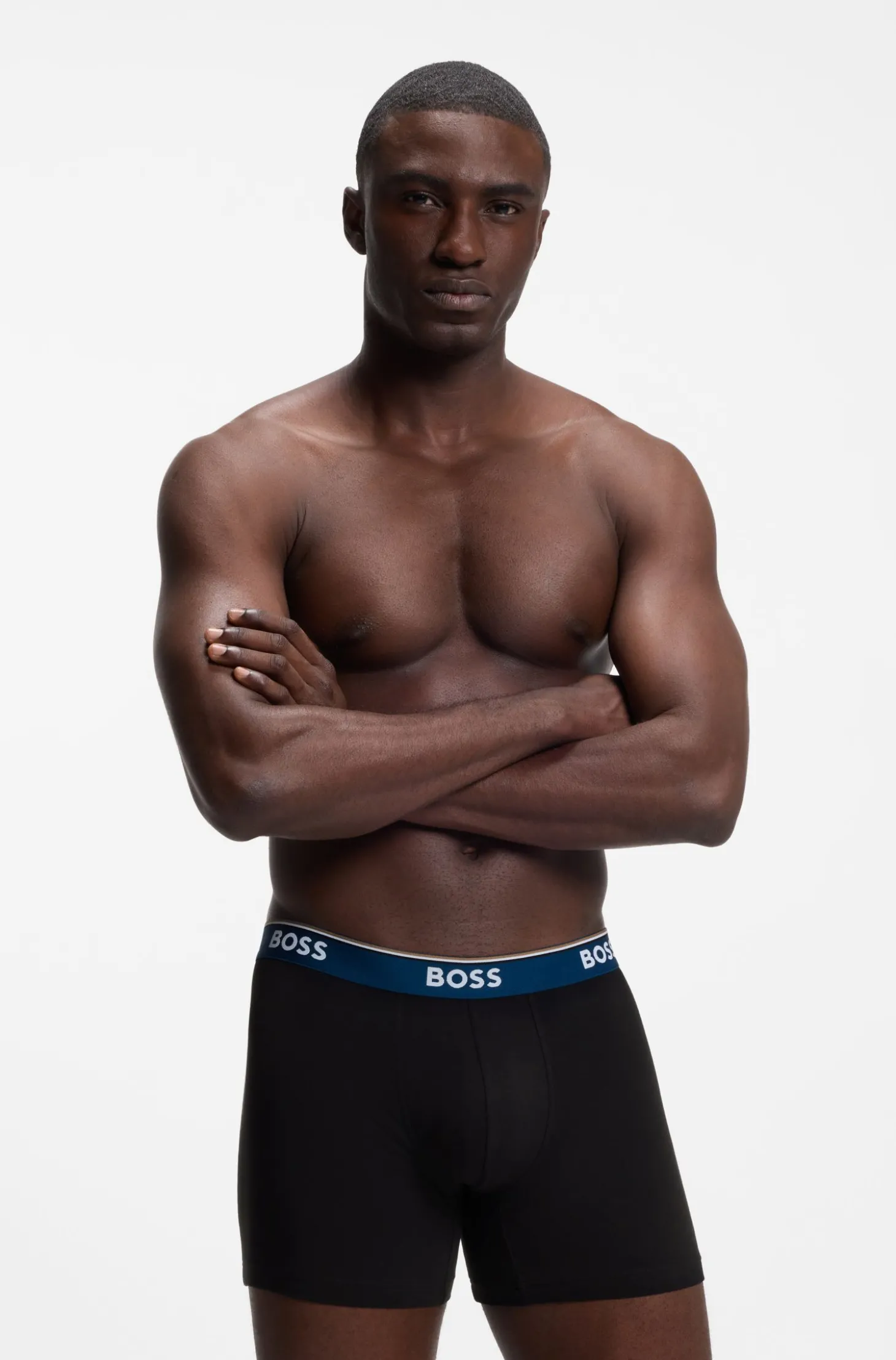 Dreierpack eng anliegende Boxershorts aus Stretch-Baumwolle mit Logo-Bund