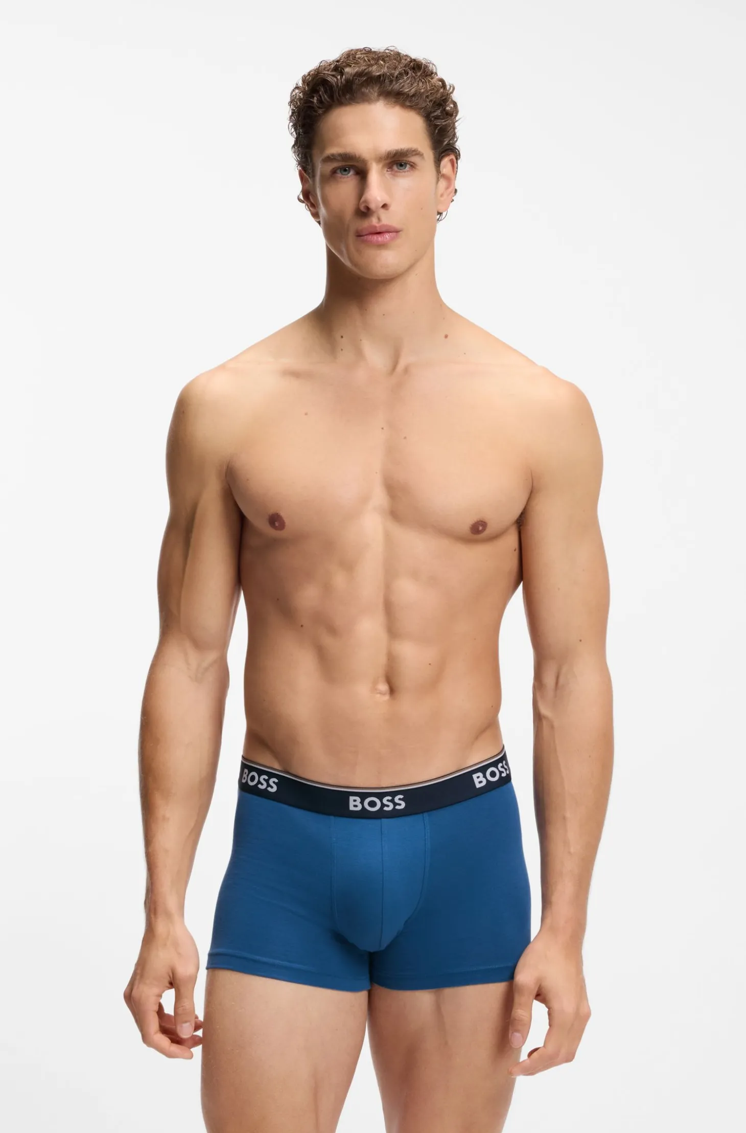 Dreierpack eng anliegende Boxershorts aus Stretch-Baumwolle mit kurzem Bein und Logo-Details