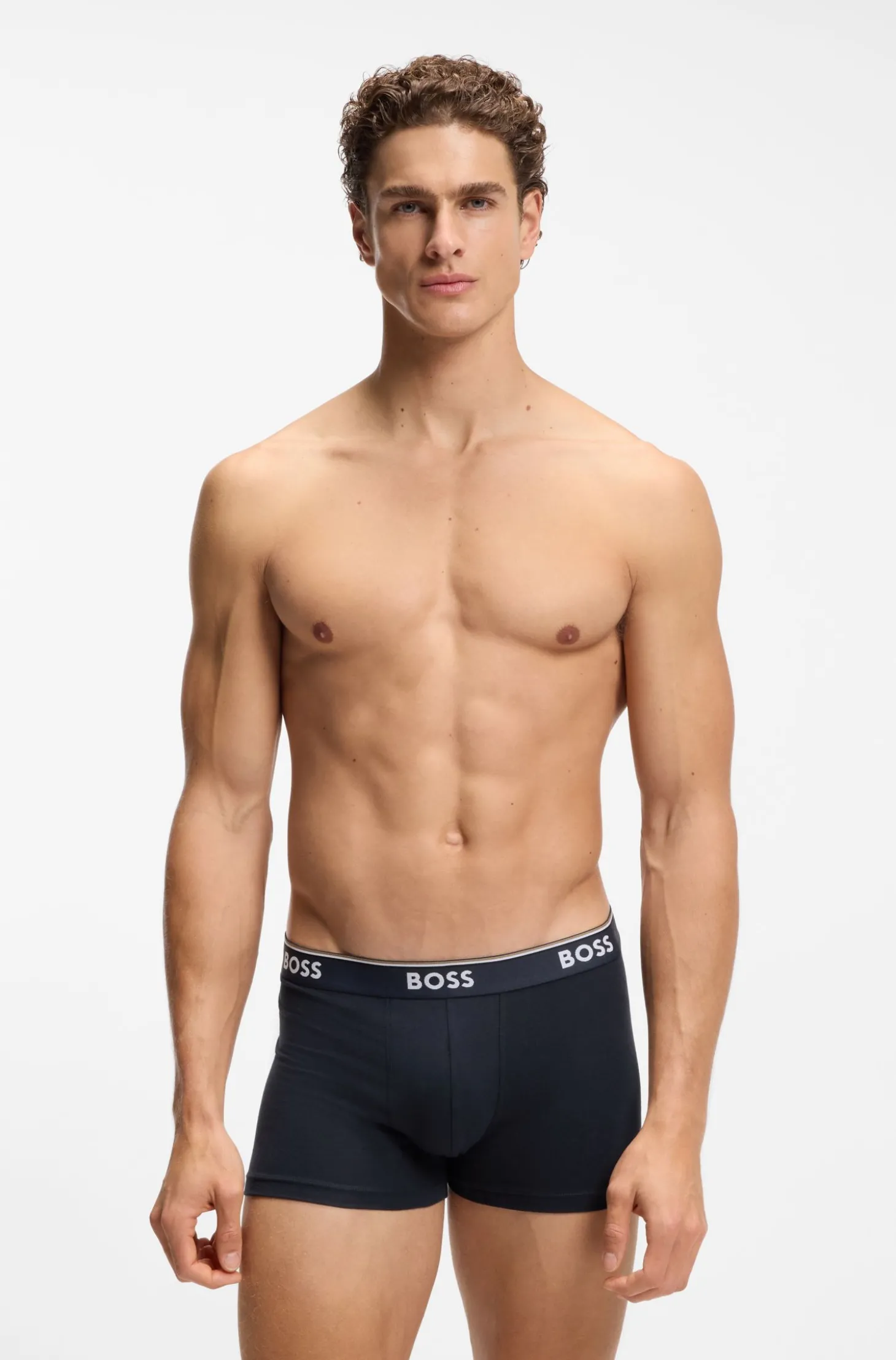 Dreierpack eng anliegende Boxershorts aus Stretch-Baumwolle mit kurzem Bein und Logo-Details