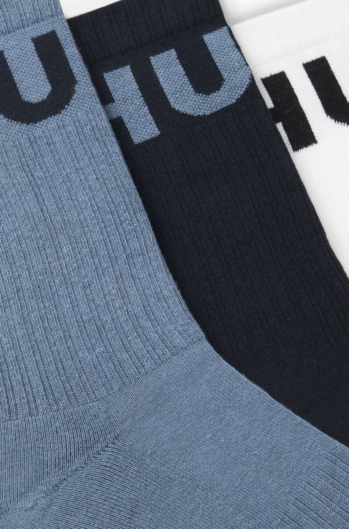Dreierpack kurze gerippte Socken mit Logos