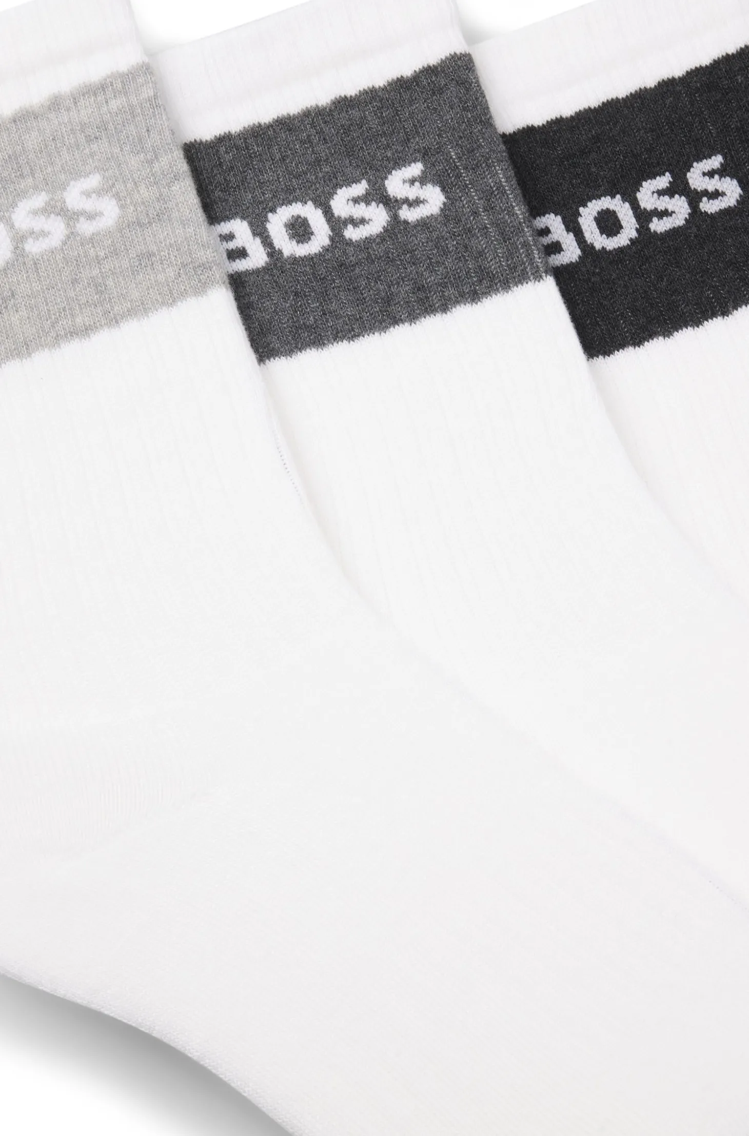 Dreierpack Socken aus Baumwollmischung in kurzer Länge