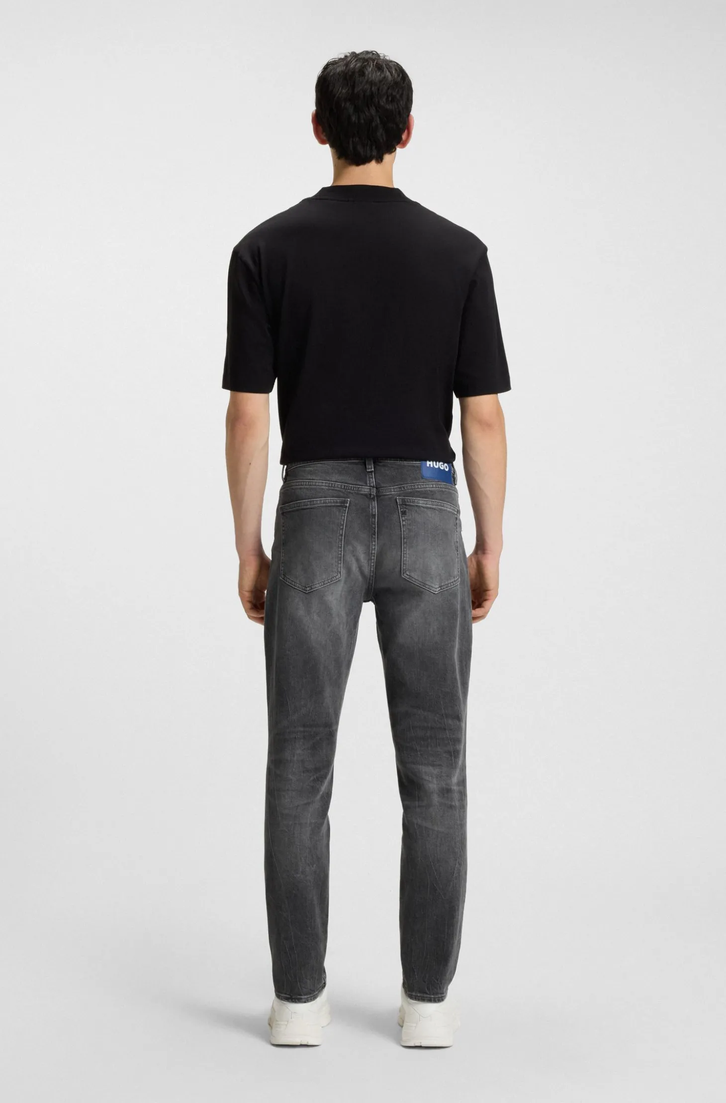 Dunkelgraue Tapered-Fit Jeans aus Stretch-Denim