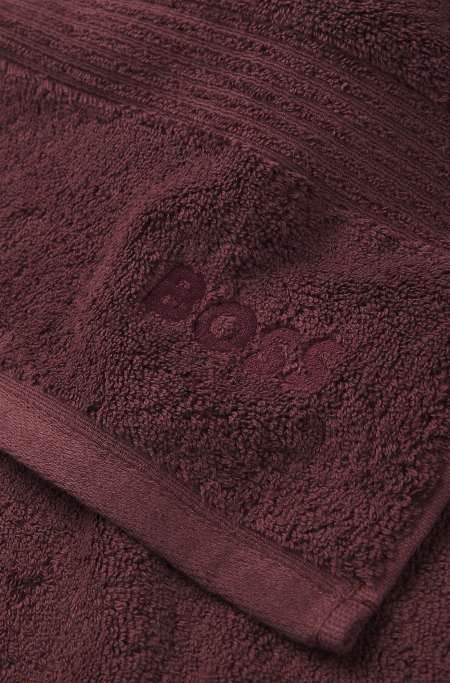 Duschtuch aus Baumwolle mit tonaler Logo-Stickerei