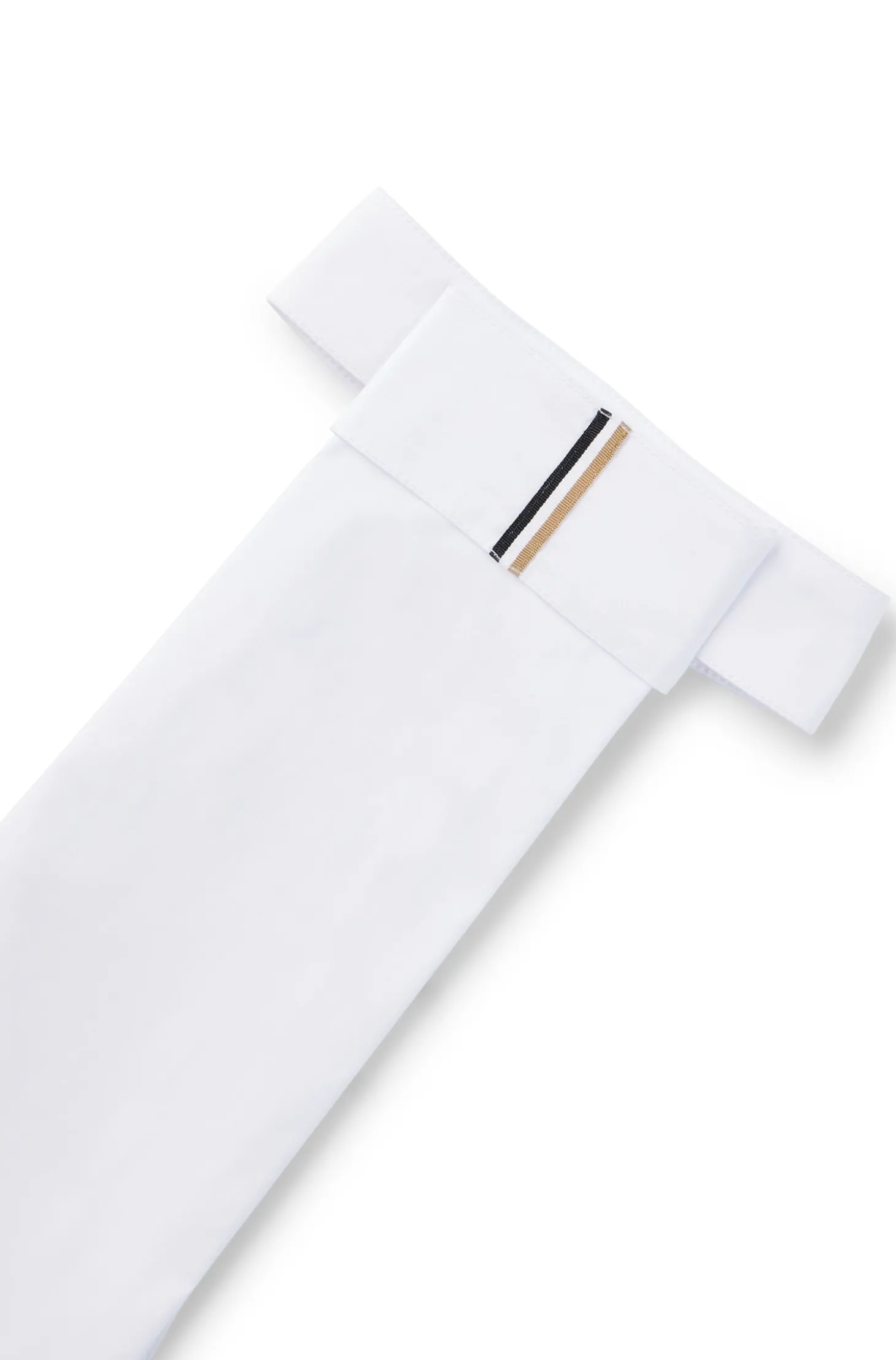 Einteiliger Reitsport-Plastron mit charakteristischem Streifen