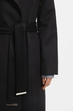 Eleganter Mantel aus Schurwolle mit Kaschmir und Gürtel