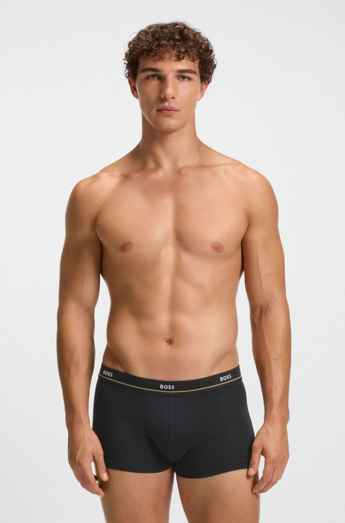 Eng anliegende Boxershorts aus Stretch-Baumwolle im Fünferpack