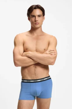 Eng anliegende Boxershorts aus Stretch-Baumwolle im Dreierpack