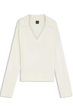 Entspannter Pullover mit offenem Kragen