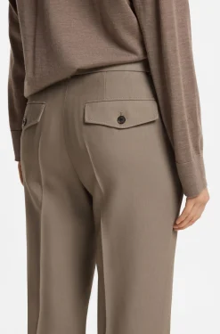 Flared-Fit Hose aus Stretch-Gabardine