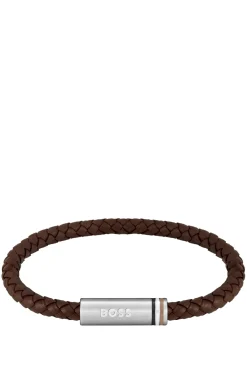Geflochtenes braunes Lederarmband mit Logo auf dem Magnetverschluss