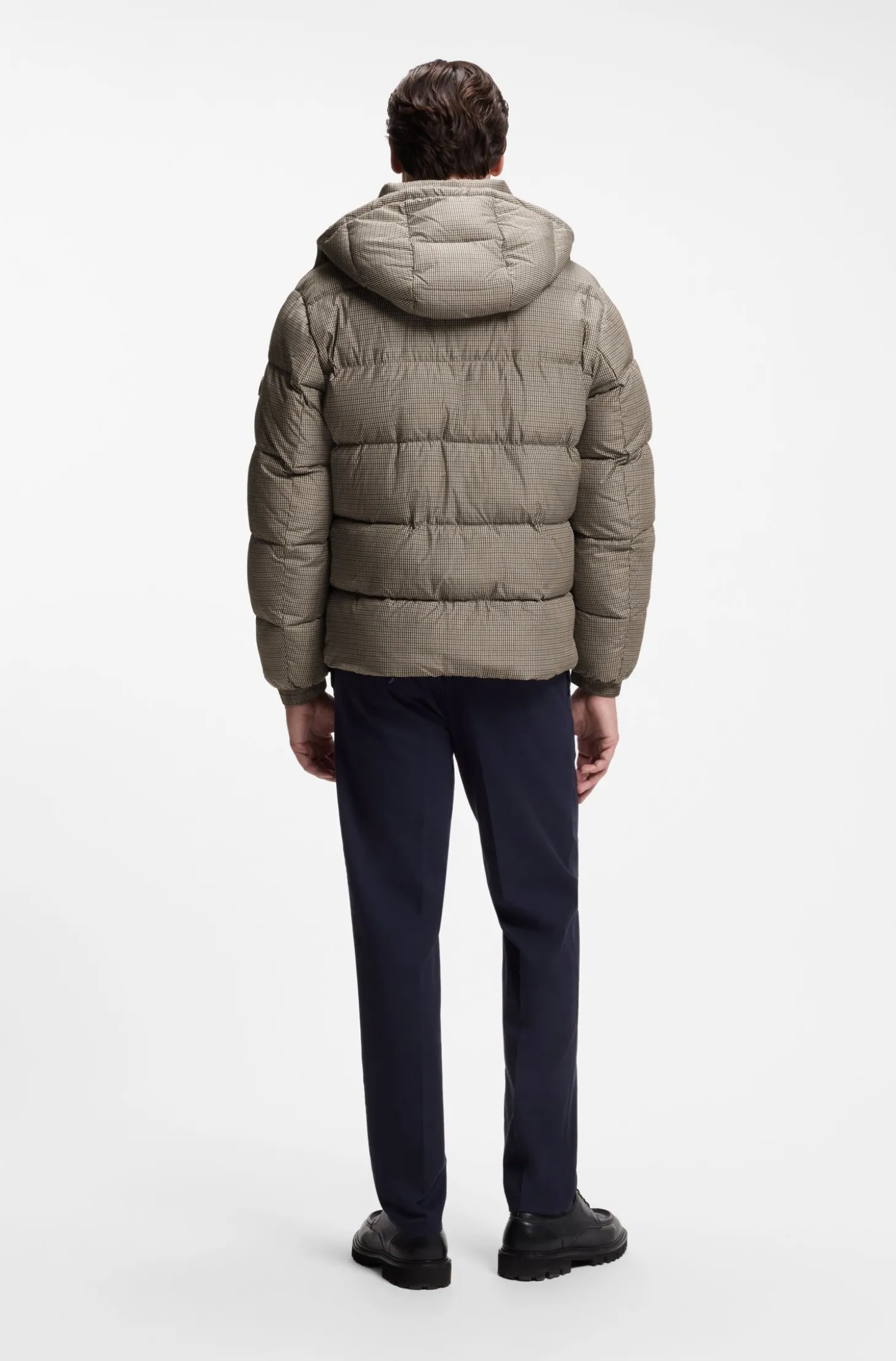 Gemusterte legere Jacke für modernes Layering