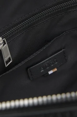 Genarbte Aktentasche aus Kunstleder mit Signature-Streifen-Details