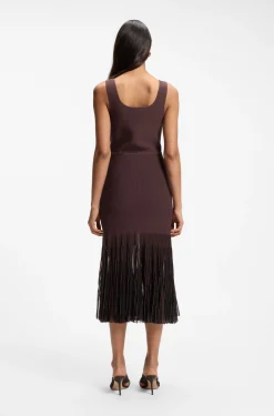 Geripptes Strickkleid mit transparenten Plisseefalten