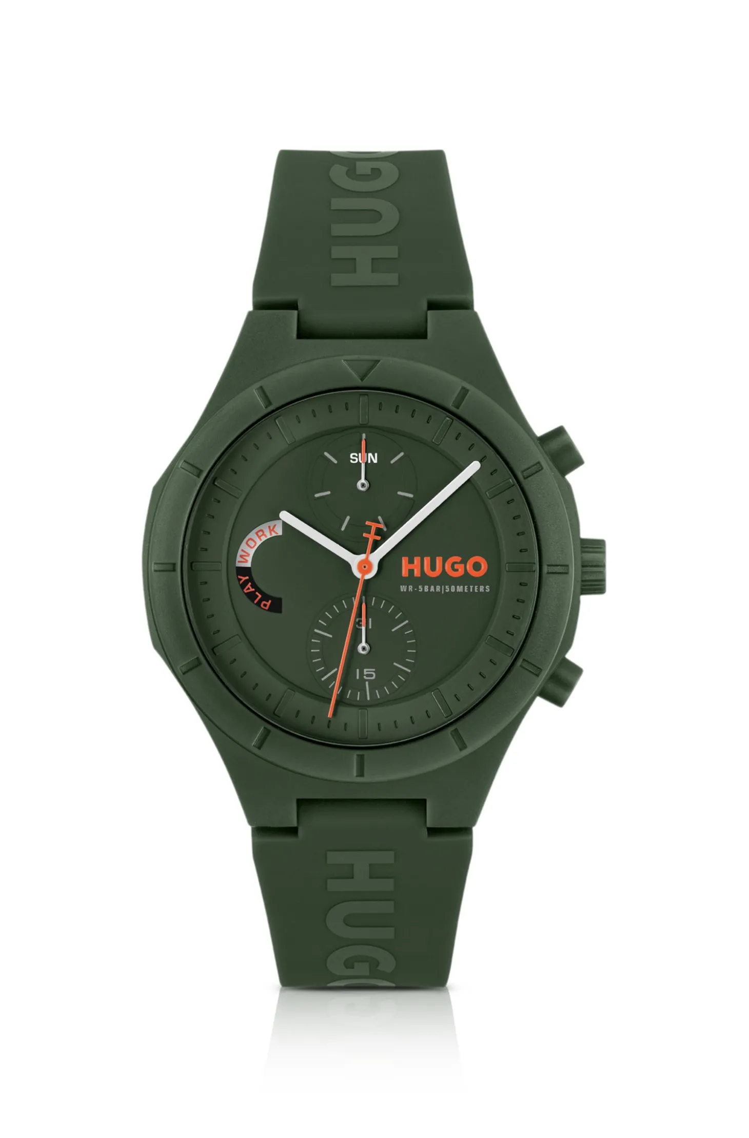 Grüne Uhr mit Logos auf dem Silikonarmband