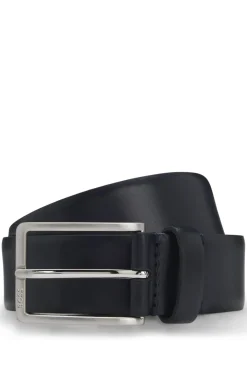 Gürtel aus italienischem Leder mit Metalldetails in gebürsteter Silber-Optik