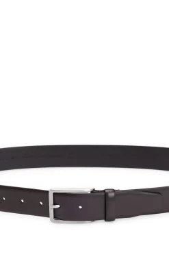 Gürtel aus italienischem Leder mit Metalldetails in gebürsteter Silber-Optik