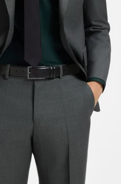 Gürtel aus pflanzlich gegerbtem Leder mit Metall-Details