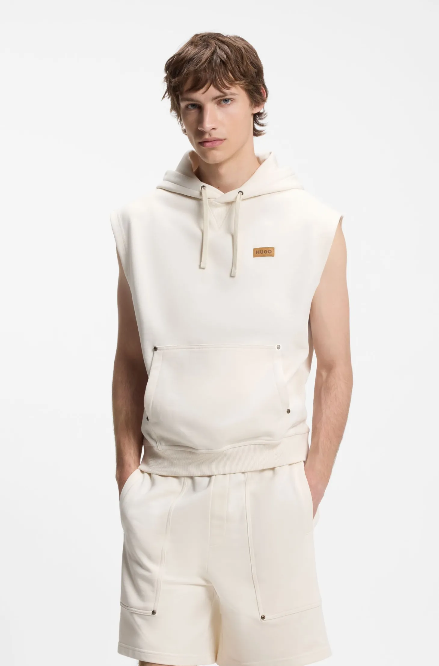 Hoodie ohne Ärmel aus Baumwoll-Terry mit Logo-Aufnäher