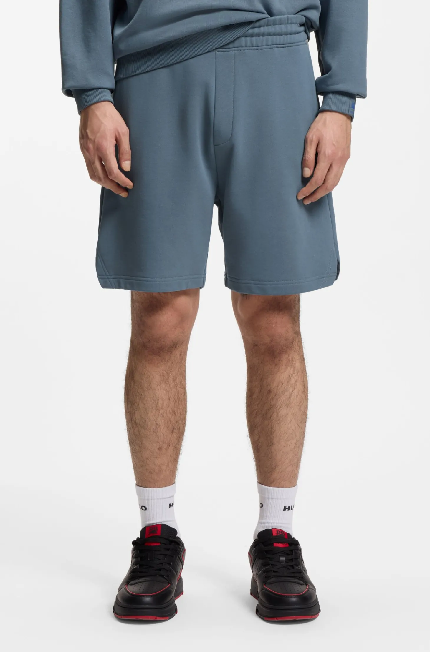 HUGO x RB Shorts aus Baumwoll-Terry mit Stiermotiv