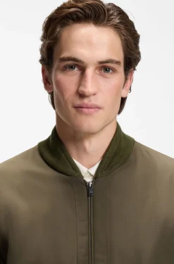 Hybrid-Jacke aus Baumwoll-Strick mit Bomberkragen