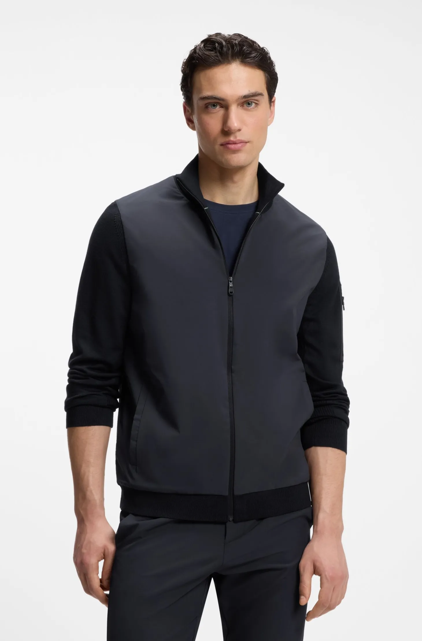 Hybrid-Jacke mit Strickärmeln und Strick hinten