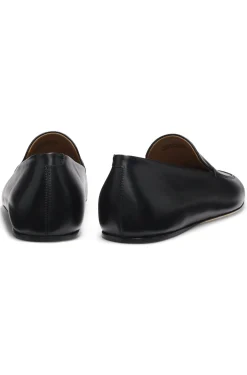 In Portugal gefertigte Leder-Loafer